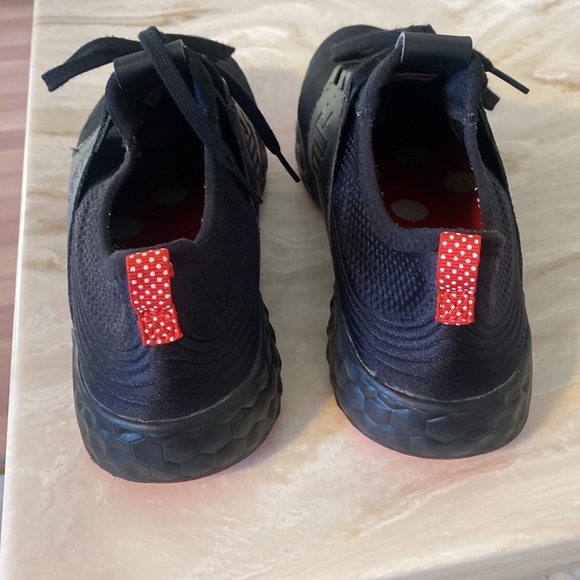 New Balance x Disney rock the dots women’s size 7 - Picture 4 of 5